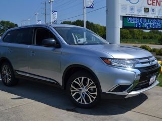Used 2017 Mitsubishi Outlander ES in McHenry, Illinois