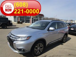 Used 2016 Mitsubishi Outlander in Glenview, Illinois