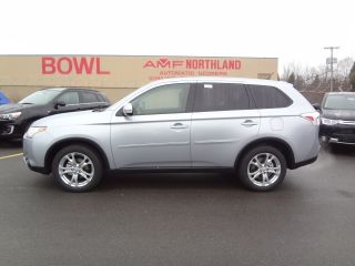 Used 2015 Mitsubishi Outlander SE in Kansas City, Missouri
