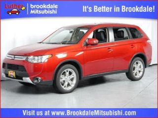 Used 2015 Mitsubishi Outlander SE in Brooklyn Center, Minnesota