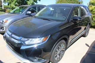 Used 2016 Mitsubishi Outlander SE in Aurora, Colorado