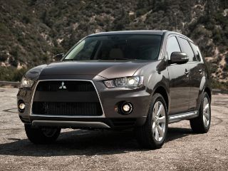 Used 2011 Mitsubishi Outlander SE in Fishers, Indiana