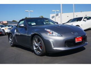Used 2015 Nissan Z 370Z in Irvine, California