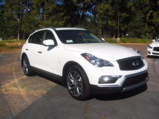 Used 2017 Infiniti QX50 Base in Valencia, California