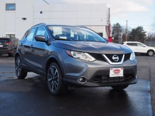 Used 2017 Nissan Rogue Sport SL in Lebanon, New Hampshire