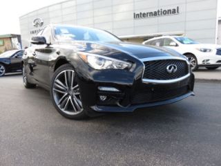 Used 2015 Infiniti Q50 in Waukesha, Wisconsin