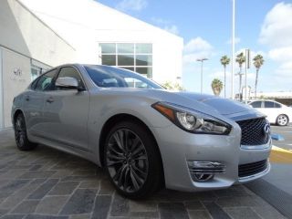 Used 2016 Infiniti Q70 in San Diego, California