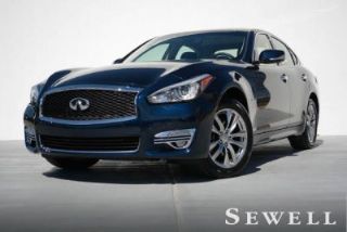 Used 2015 Infiniti Q70 in Houston, Texas