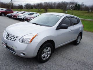 Nissan Rogue S 2010