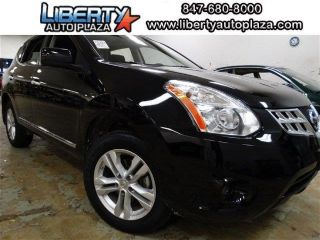 Used 2013 Nissan Rogue SV in Libertyville, Illinois