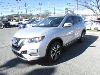 Used 2017 Nissan Rogue SL in Glen Burnie, Maryland