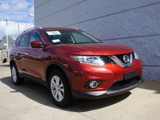 Used 2016 Nissan Rogue SV in Mentor, Ohio