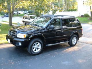 Used 2004 Nissan Pathfinder SE in Yonkers, New York