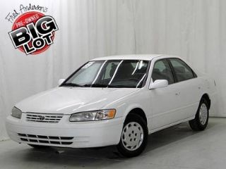 Toyota Camry CE 1999
