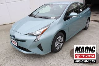 Used 2018 Toyota Prius Three in Edmonds, Washington