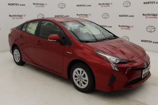 Used 2017 Toyota Prius in Northridge, California