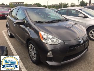 Toyota Prius c 2013