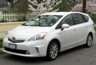 Used 2013 Toyota Prius v Two in San Rafael, California
