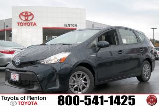 Used 2017 Toyota Prius v Three in Renton, Washington