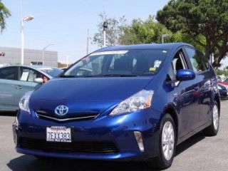 Used 2014 Toyota Prius v Three in Palo Alto, California