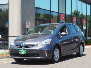 Used 2014 Toyota Prius v Three in Blauvelt, New York