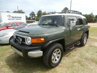 Used 2014 Toyota FJ Cruiser in Clinton Township, Michigan