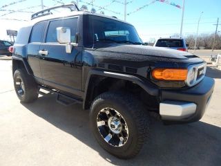 Used 2011 Toyota FJ Cruiser in Shawnee, Oklahoma