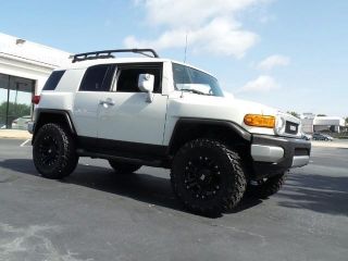 Used 2013 Toyota FJ Cruiser in O'Fallon, Missouri
