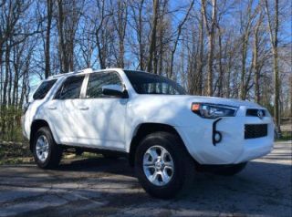 Used 2016 Toyota 4Runner SR5 in Brookfield, Wisconsin