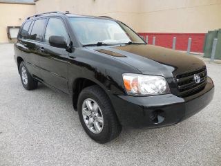Used 2006 Toyota Highlander Sport in Tujunga, California