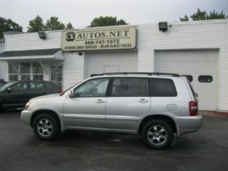 Used 2005 Toyota Highlander in Plainville, Connecticut