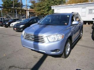 Used 2009 Toyota Highlander Base in Bayside, New York