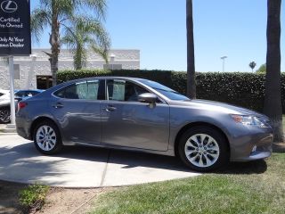 Used 2015 Lexus ES 300h in Fresno, California