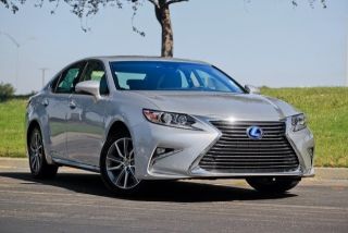 Used 2017 Lexus ES 300h in Pleasanton, California