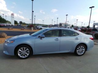 Used 2013 Lexus ES 300h in Mount Juliet, Tennessee