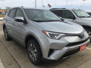 Used 2018 Toyota RAV4 LE in Grimes, Iowa
