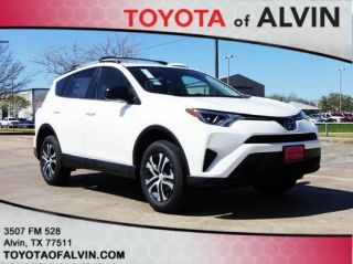 Used 2018 Toyota RAV4 LE in Alvin, Texas