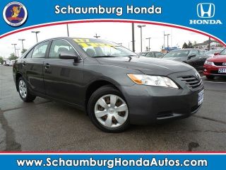 Used 2007 Toyota Camry LE in Schaumburg, Illinois