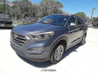 Hyundai Tucson SE 2016