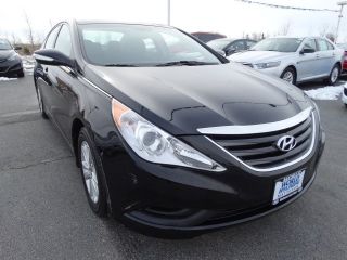 Used 2016 Hyundai Santa Fe SE in Matteson, Illinois
