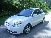 Used 2011 Hyundai Accent SE in Orlando, Florida