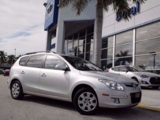 Hyundai Elantra SE 2010