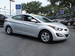 Used 2015 Hyundai Elantra SE in Tampa, Florida