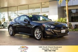 Used 2013 Hyundai Genesis in Glendale, California