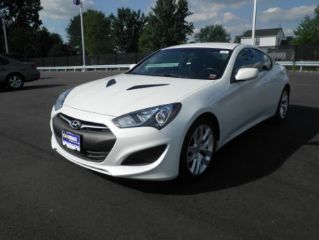 Used 2013 Hyundai Genesis in Sicklerville, New Jersey