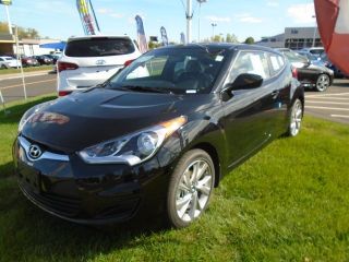 Used 2016 Hyundai Veloster Base in Hartford, Connecticut