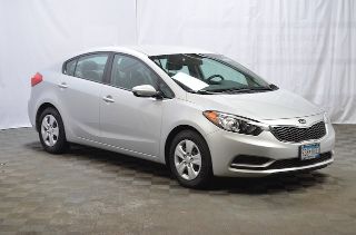 Used 2015 Kia Forte LX in Brooklyn Park, Minnesota