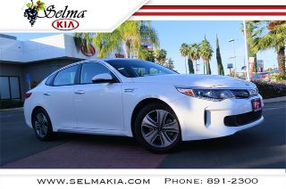 Used 2017 Kia Optima EX in Selma, California