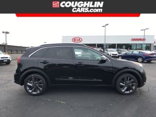Used 2017 Kia Niro EX in Newark, Ohio
