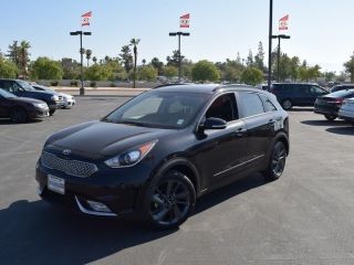 Used 2017 Kia Niro EX in Cathedral City, California